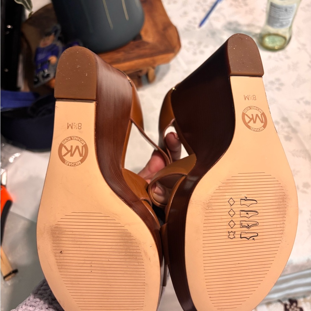 Michael Kors Tan Brown Strappy Wedge Sandals - Picture 3 of 4
